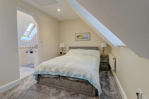 2 bedroom terraced house for sale, Lacemakers Court, Buckinghamshire HP27