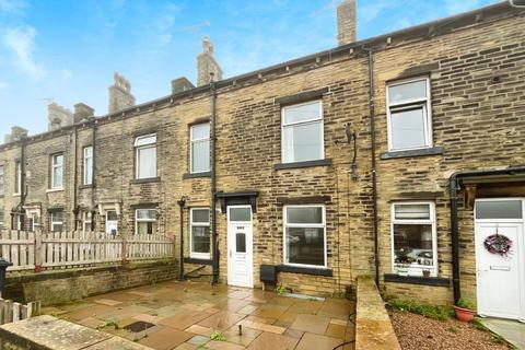 3 bedroom terraced house to rent, Claremount Road, West Yorkshire HX3