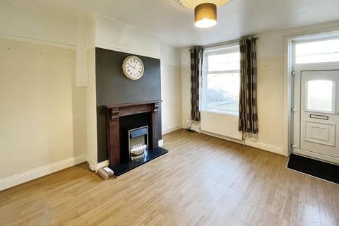 3 bedroom terraced house to rent, Claremount Road, West Yorkshire HX3