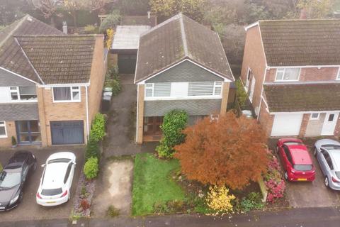 3 bedroom detached house for sale, Riverside Crescent, Holmes Chapel CW4