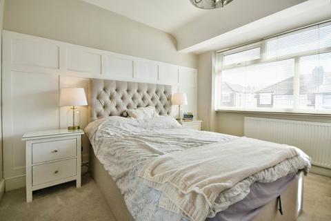 72 Belmont Avenue, Denton, Manchester, M34 3QB