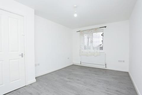 2 bedroom maisonette for sale, Charlton Road, London SE7