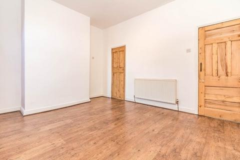153 Gerald Road, Salford, M6 6BL
