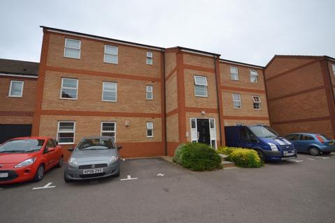 2 bedroom flat to rent, Turners Court Newport Pagnell Road, Northampton NN4