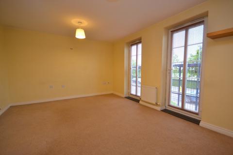 2 bedroom flat to rent, Turners Court Newport Pagnell Road, Northampton NN4