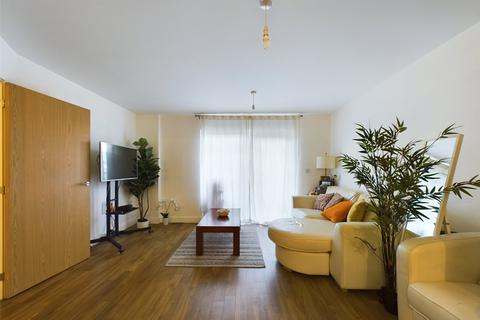 1 bedroom flat for sale, Maxwell Road, Romford RM7