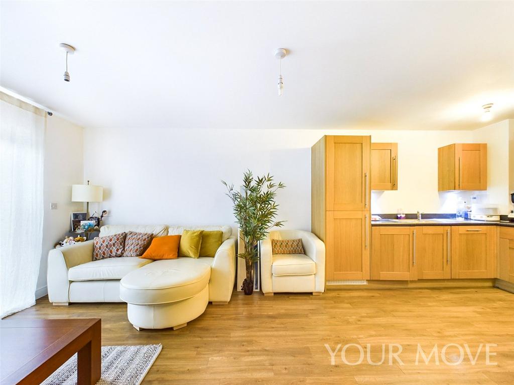Kitchen/Living Area