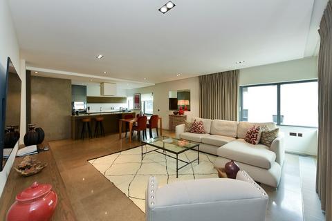 3 bedroom flat to rent, Babmaes Street, St James, SW1Y