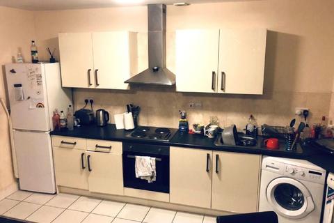 3 bedroom house share to rent, Hockley Buildings, Nottingham NG1