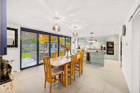 3 Artel Croft, Crawley, RH10 1JS