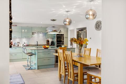 3 Artel Croft, Crawley, RH10 1JS