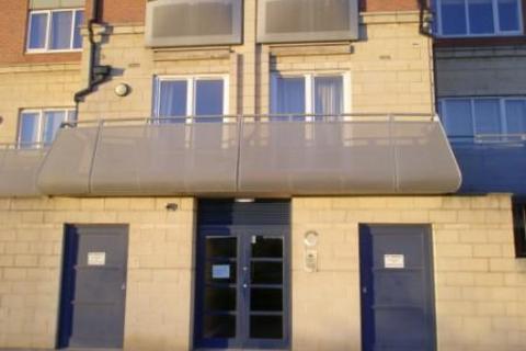 2 bedroom flat to rent, High Quays, Newcastle upon Tyne, NE1 2PD