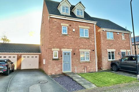 5 bedroom detached house for sale, 8 Roberts Grove Aston Sheffield S26 2DJ