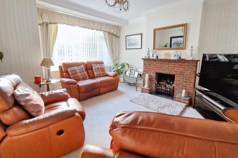 5 bedroom semi-detached house for sale, Brompton Farm Road, Rochester