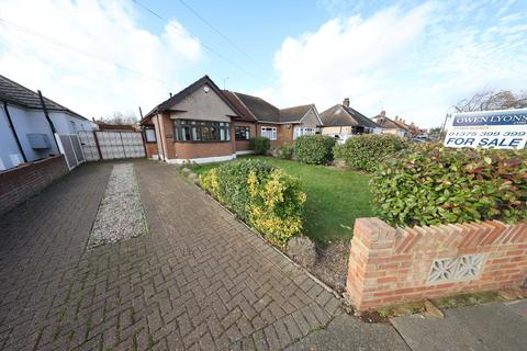 2 bedroom semi-detached bungalow for sale, Meadow Road, Stifford Clays