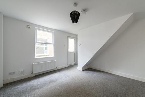 2 bedroom end of terrace house for sale, Lower Church Hill, Greenhithe