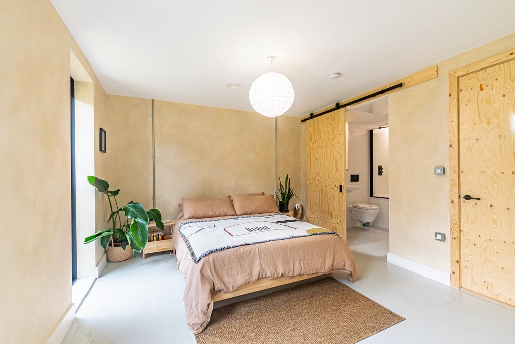 Bedroom1b