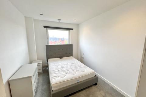 3 bedroom apartment to rent, Rusholme Place, Manchester, M14 5TG