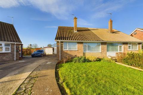 2 bedroom semi-detached bungalow for sale, Wayside Road, Bridlington