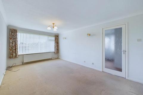 2 bedroom semi-detached bungalow for sale, Wayside Road, Bridlington