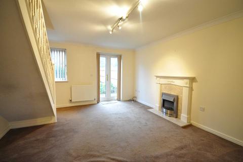 2 bedroom house to rent, Tudor Close, Churchdown, GL3