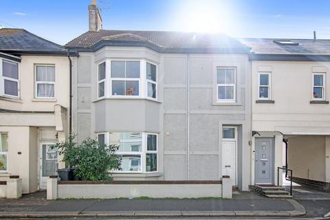 2 bedroom ground floor flat for sale, Tarring Road, Worthing BN11 4EP