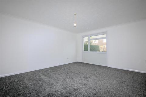 3 bedroom terraced house for sale, Colne Drive, Berinsfield OX10