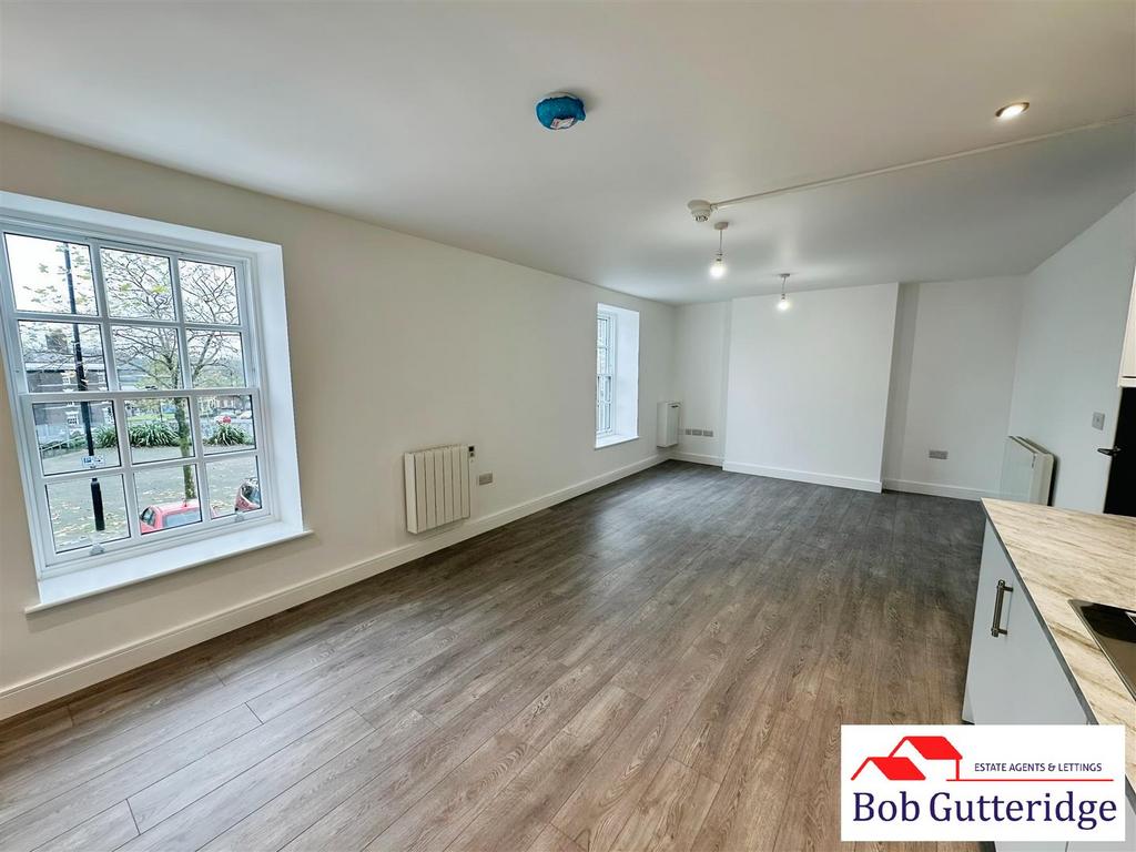 Open plan fitted kitchen/lounge/dining room