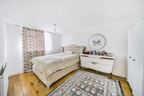 4 bedroom end of terrace house for sale, High Barnet,  Barnet,  EN5