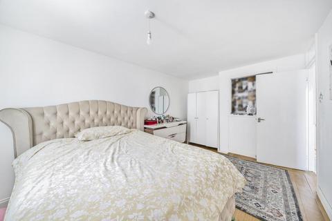 4 bedroom end of terrace house for sale, High Barnet,  Barnet,  EN5