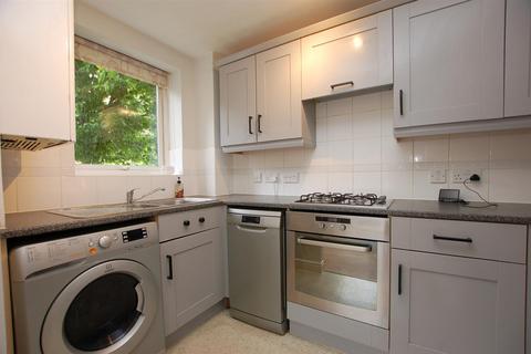 2 bedroom house to rent, Jackwood Way, Tunbridge Wells