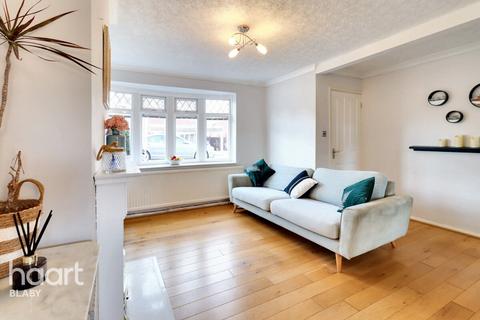 3 bedroom semi-detached house for sale, Vicarage Lane, Leicester