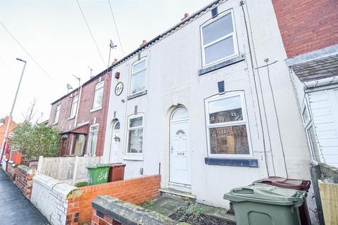 2 bedroom terraced house for sale, Alverthorpe Road, Wakefield WF2