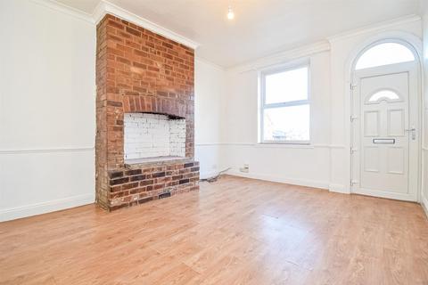 2 bedroom terraced house for sale, Alverthorpe Road, Wakefield WF2