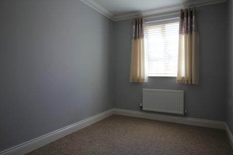 2 bedroom apartment to rent, Lord Nelson Drive, Norwich NR5