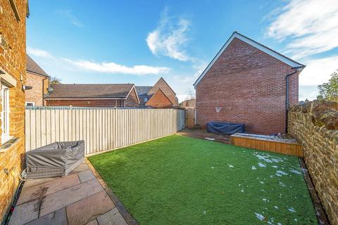 4 bedroom semi-detached house for sale, Milcombe,  Banbury,  OX15