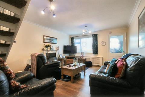 3 bedroom semi-detached house for sale, Halifax Drive, Durrington, Worthing