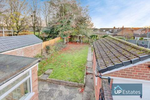 4 bedroom detached bungalow for sale, Newbold Close, Binley