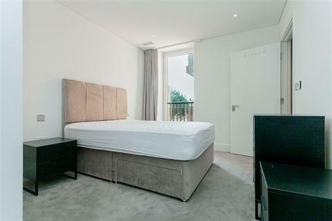 2 bedroom flat to rent, Lambert House, London SW11