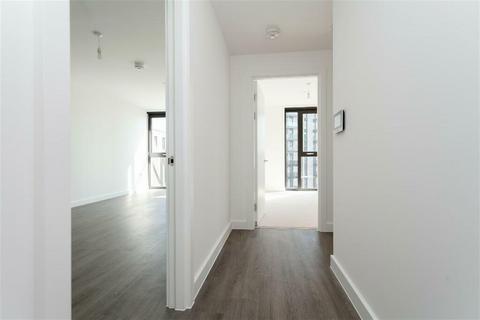 2 bedroom flat to rent, Bowery, London HA9