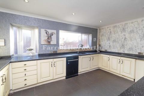 4 bedroom detached house for sale, Daggers Lane, Poulton Le Fylde FY6