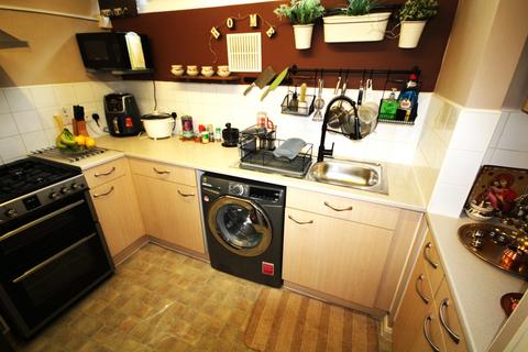 32 Dovedale Close, Harefield, Uxbridge, UB9 6DH