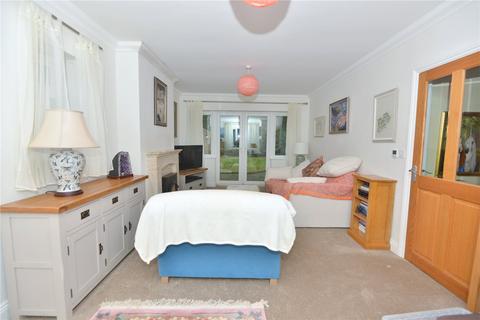 2a Antells Way, Alderholt, Fordingbridge, SP6 3AW