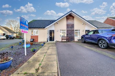 2 bedroom semi-detached bungalow for sale, Mayfield Close, Bedworth