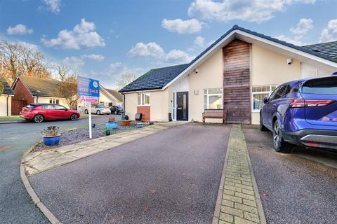 2 bedroom semi-detached bungalow for sale, Mayfield Close, Bedworth