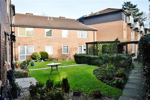 1 bedroom retirement property to rent, 24 Homecedars House, Elstree Road WD23