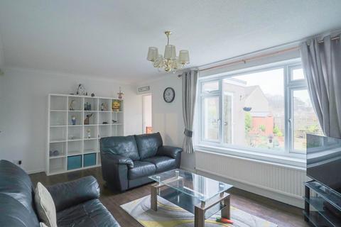 3 bedroom detached house for sale, Manor Road, Milton Hillside