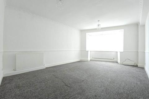 2 bedroom flat to rent, Church Street, Blackpool