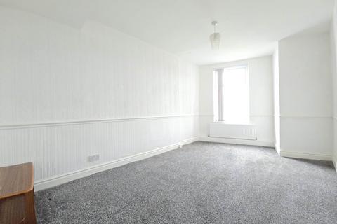 2 bedroom flat to rent, Church Street, Blackpool