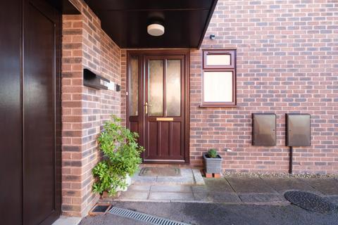 2 bedroom detached bungalow for sale, Chatsworth Close, Ross-on-Wye